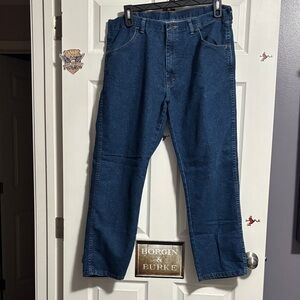 Wrangler Men's Jeans.  Like New, Size 38x29 Reg. Fit